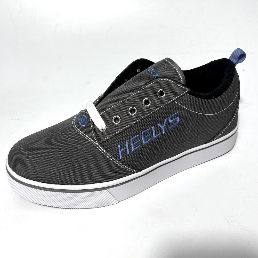 NEW Heelys